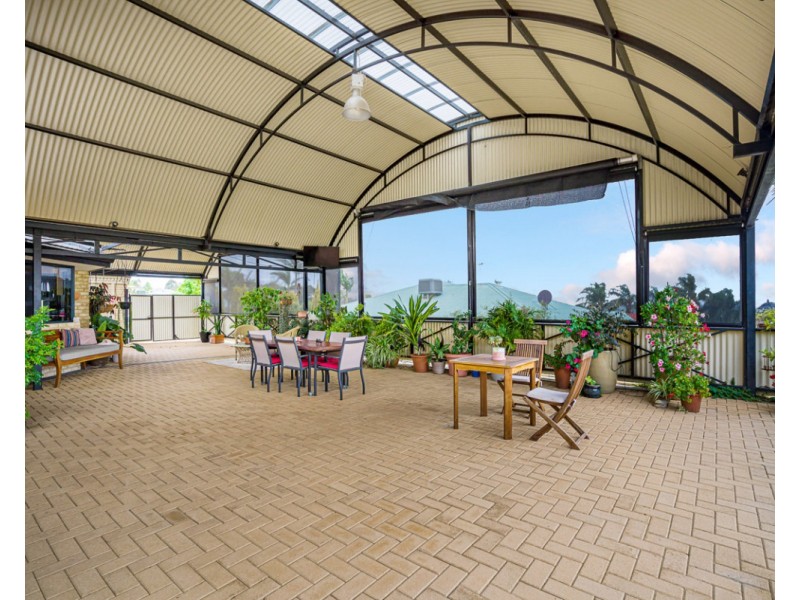 22 Richon Heights, Mount Richon WA 6112