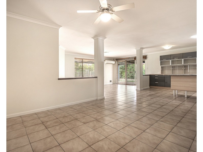 26 Goodwood Way, Canning Vale WA 6155