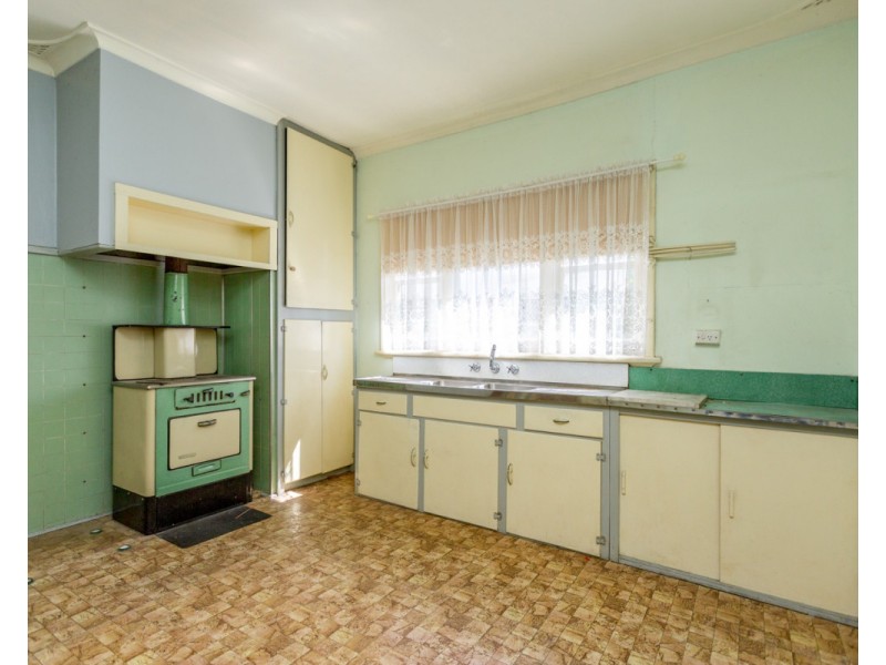 113 Mallard Way, Cannington WA 6107