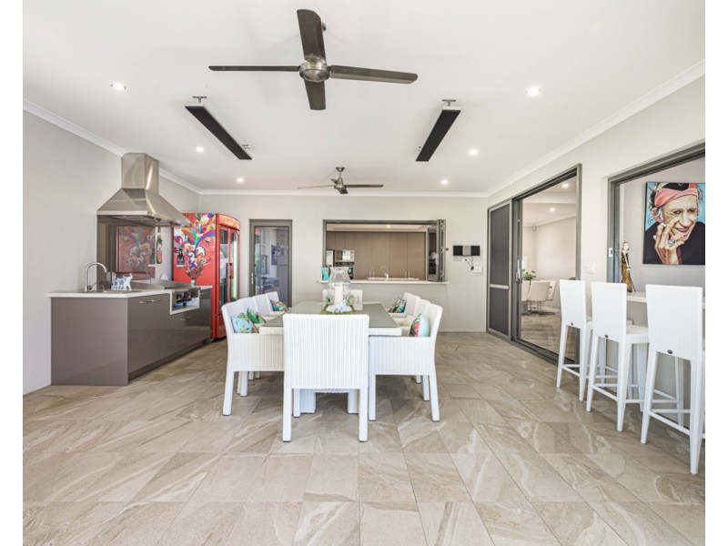 10 Horsham Crescent, Harrisdale WA 6112