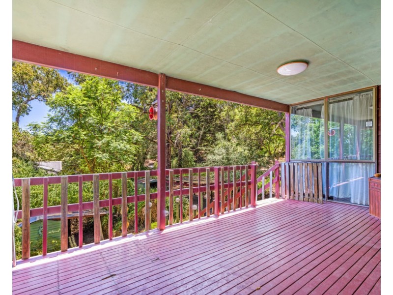 24 Urch Road, Roleystone WA 6111