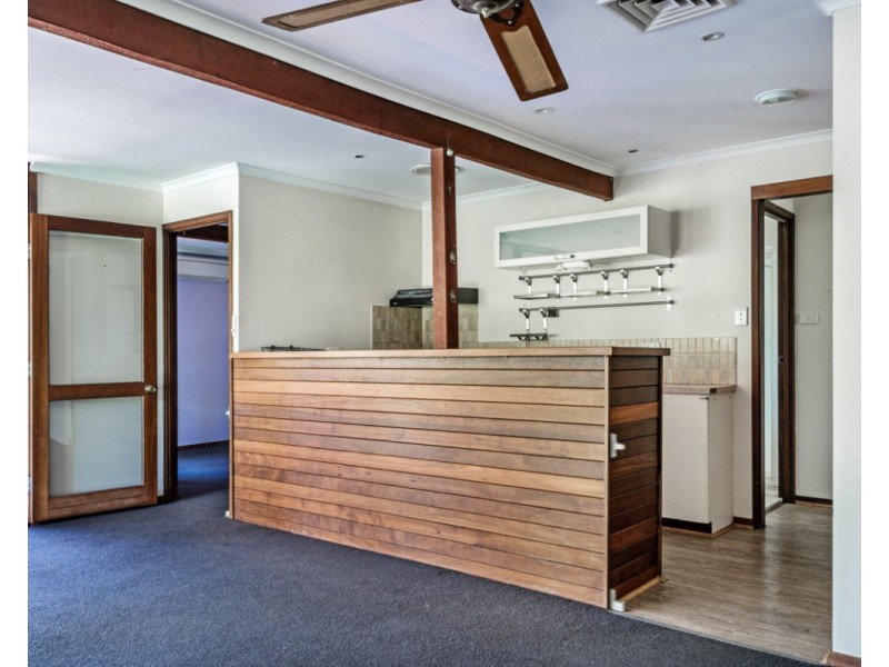 24 Urch Road, Roleystone WA 6111