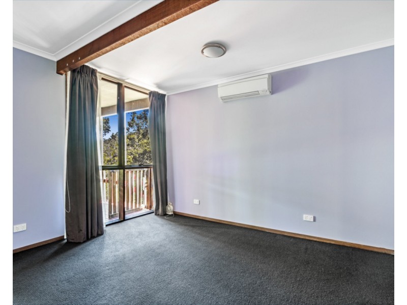 24 Urch Road, Roleystone WA 6111