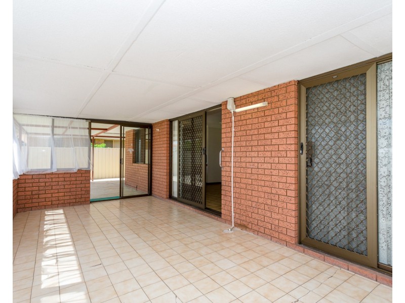 9 Toledo Close, Cannington WA 6107