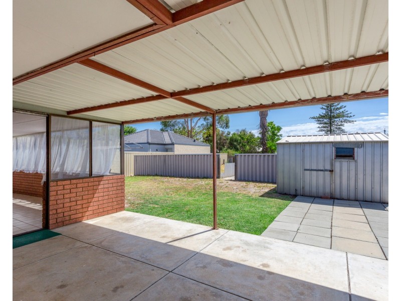 9 Toledo Close, Cannington WA 6107