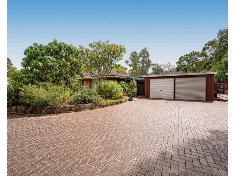 24 Canns Road, Mount Nasura WA 6112