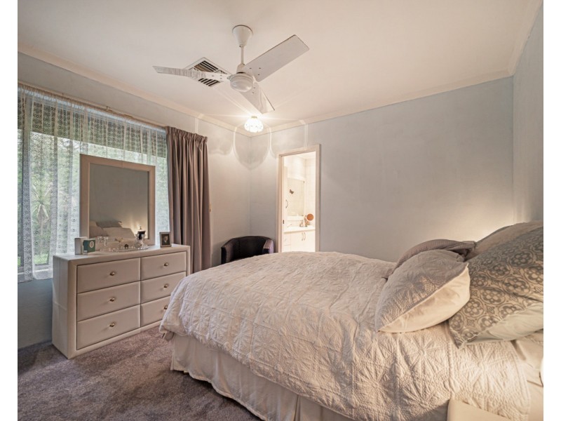 24 Canns Road, Mount Nasura WA 6112