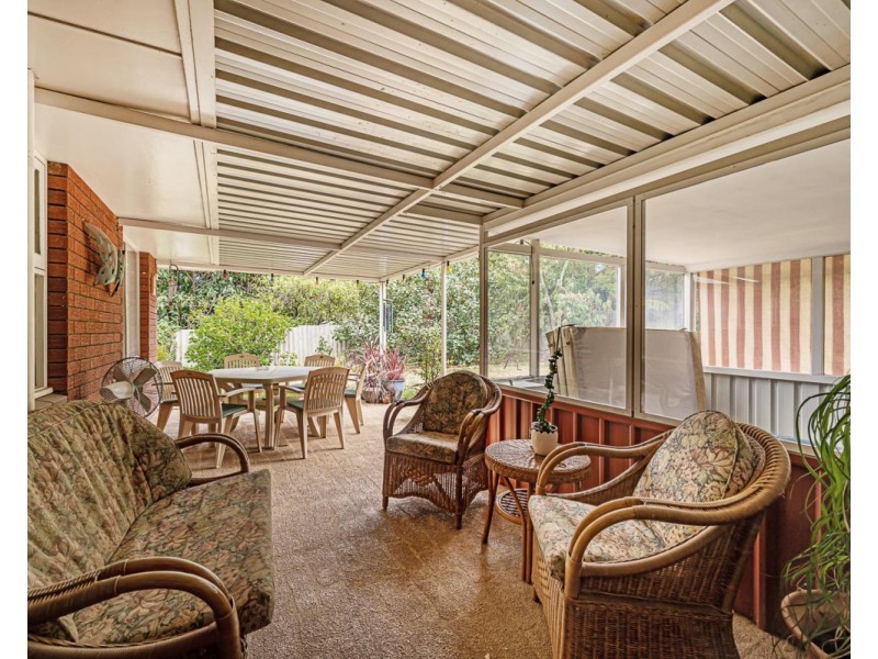 24 Canns Road, Mount Nasura WA 6112