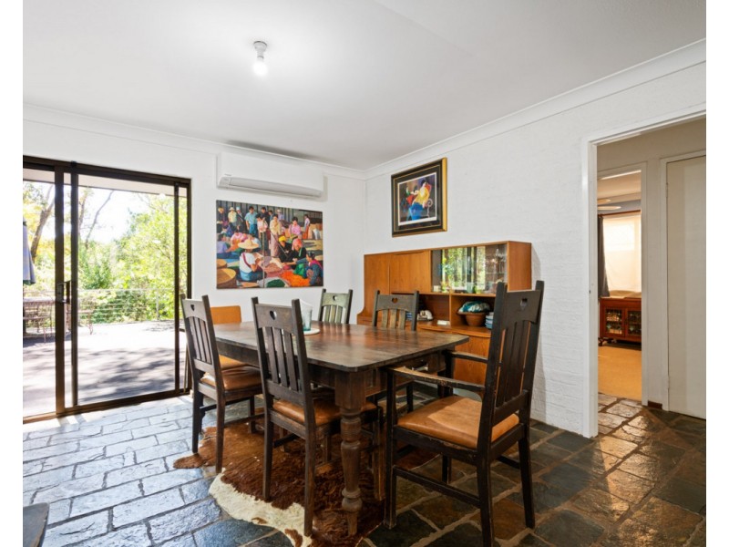 1 Garland Road, Roleystone WA 6111