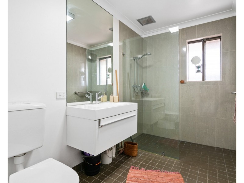 1 Garland Road, Roleystone WA 6111