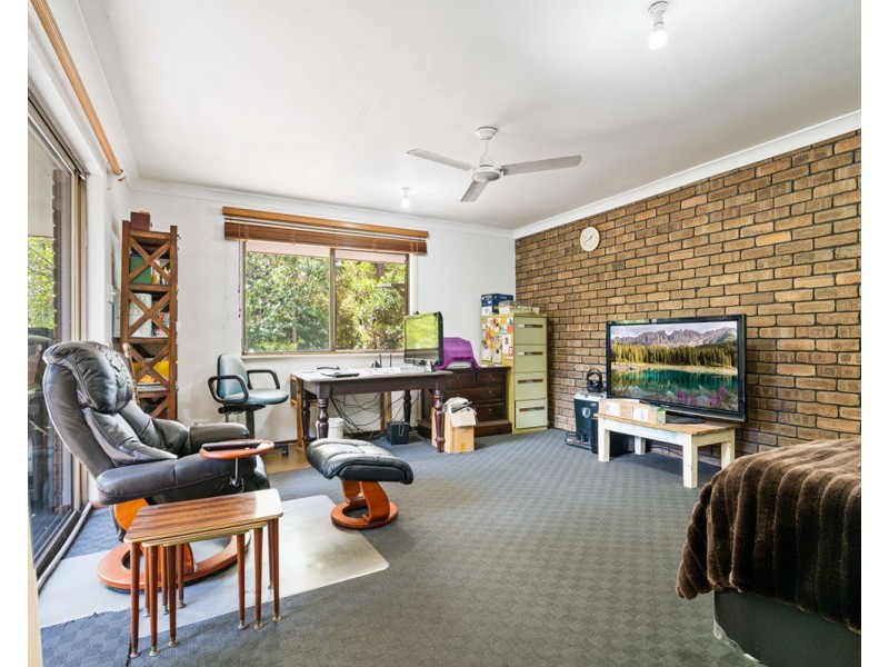 1 Garland Road, Roleystone WA 6111