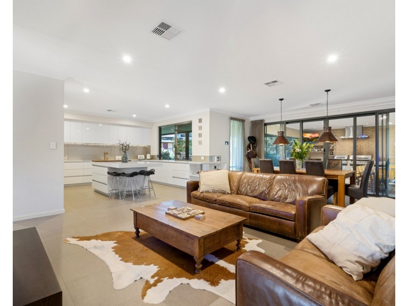 20 Observation Circle, Bedfordale WA 6112