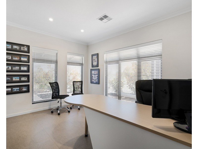 20 Observation Circle, Bedfordale WA 6112