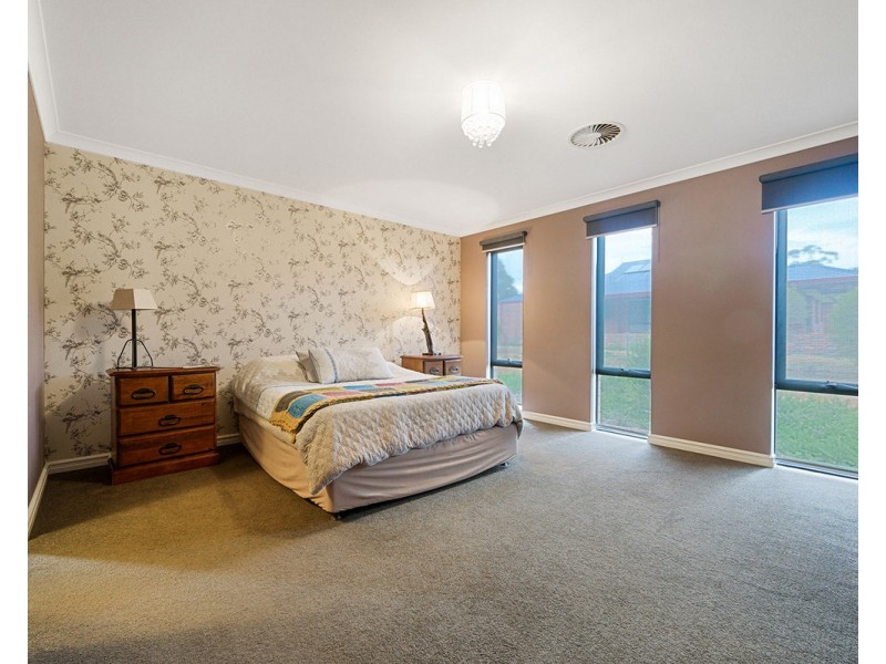 27 Arania Place, Bedfordale WA 6112