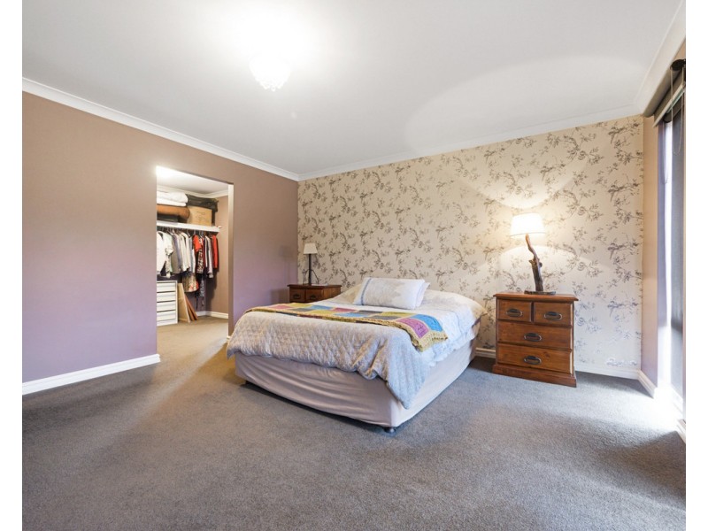 27 Arania Place, Bedfordale WA 6112