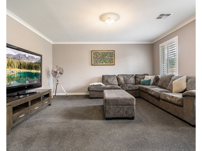 37 Meldrum Loop, Bedfordale WA 6112