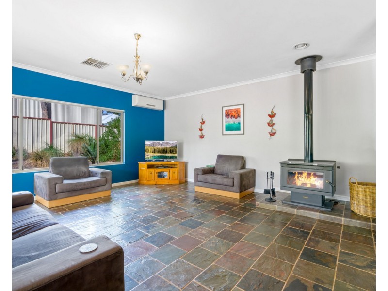 32 Rubida Rise, Roleystone WA 6111