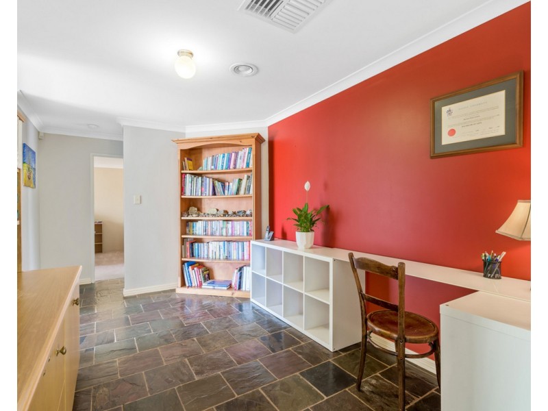 32 Rubida Rise, Roleystone WA 6111