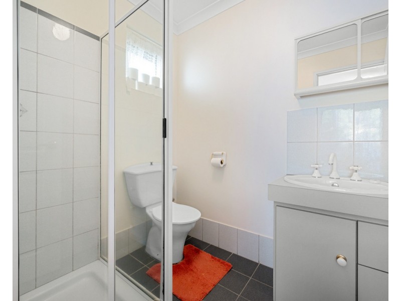 11 Harrison Road, Mount Richon WA 6112