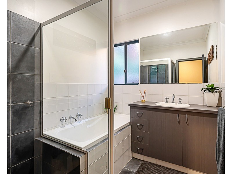 59 Bromfield Drive, Kelmscott WA 6111