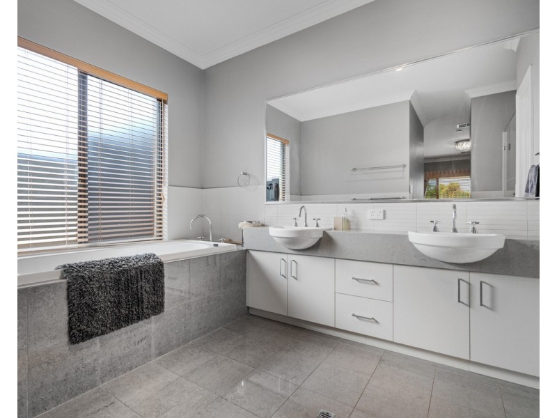 26 Oban Loop, Bedfordale WA 6112