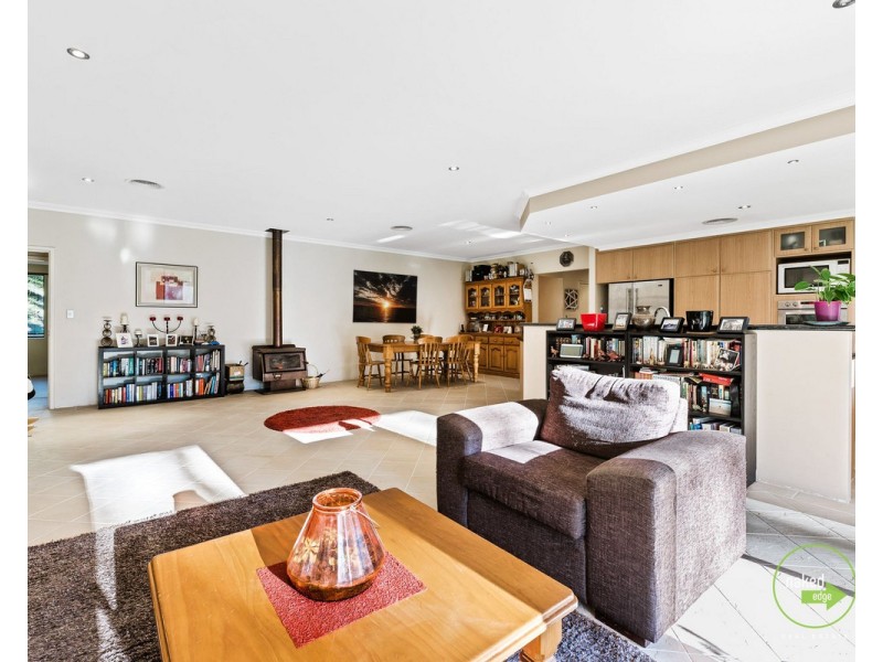 22 White Road, Orange Grove WA 6109