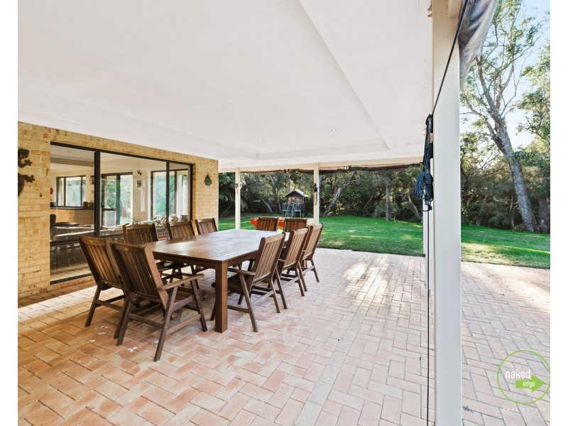 22 White Road, Orange Grove WA 6109