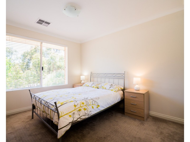 1 Costata Cove, Roleystone WA 6111