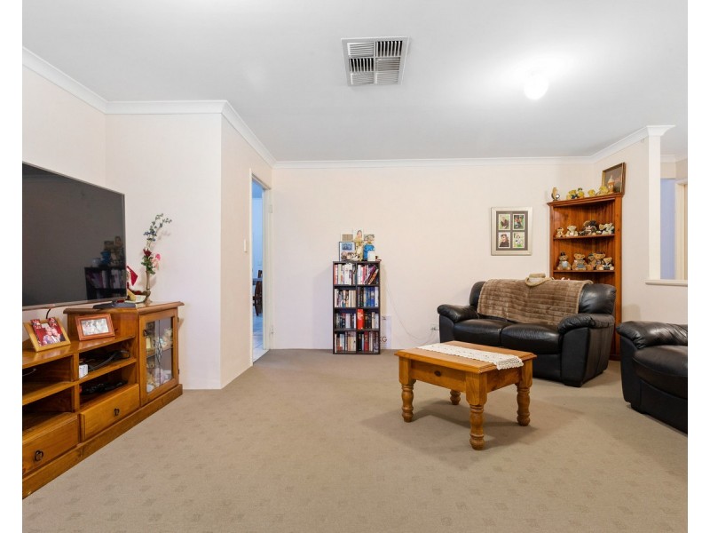 70 Serpentine Meander, Gosnells WA 6110