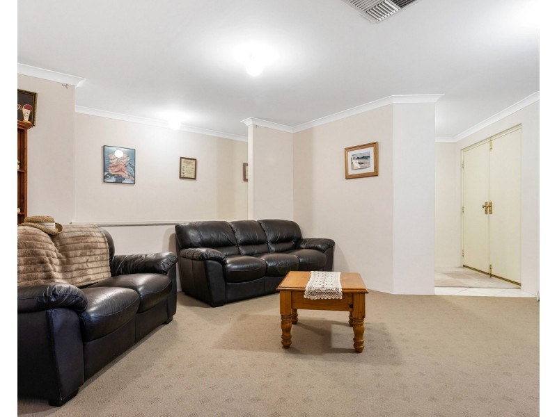 70 Serpentine Meander, Gosnells WA 6110