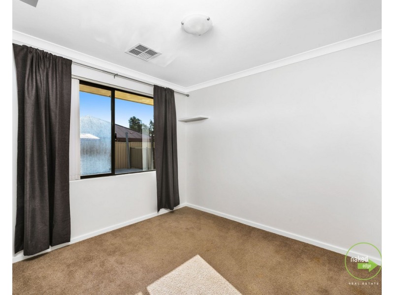 13 Daran Way, Byford WA 6122