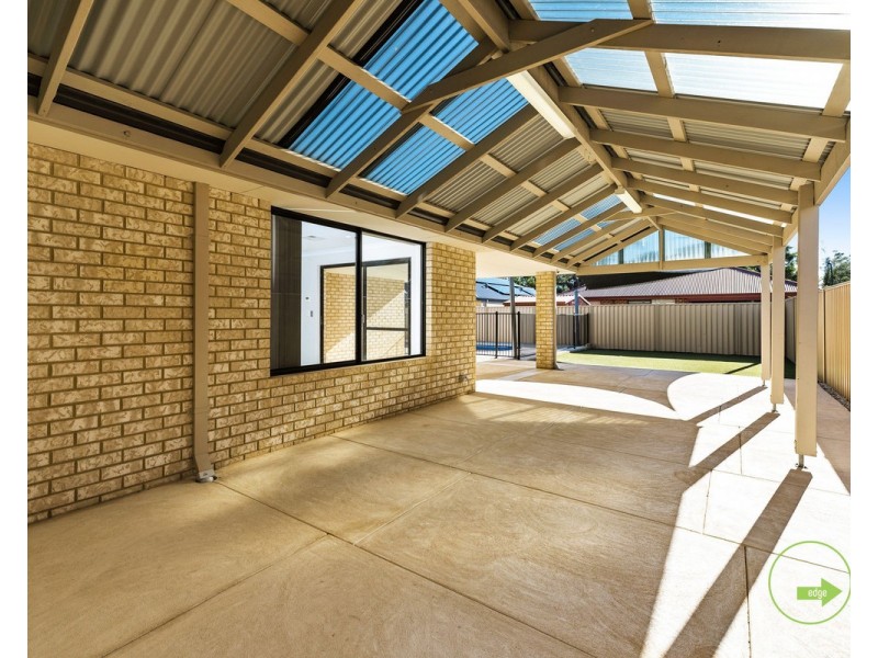 13 Daran Way, Byford WA 6122