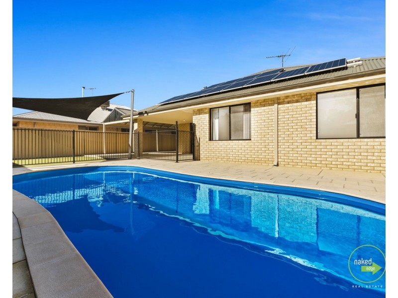 13 Daran Way, Byford WA 6122