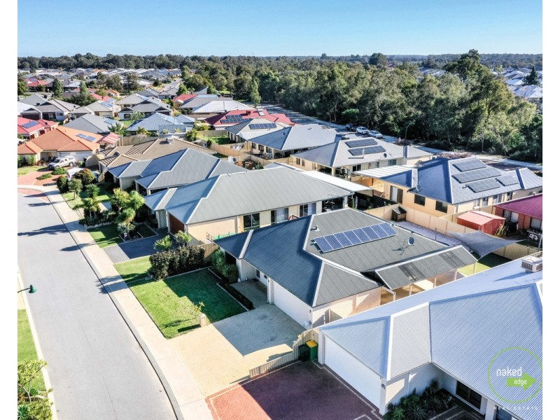 13 Daran Way, Byford WA 6122