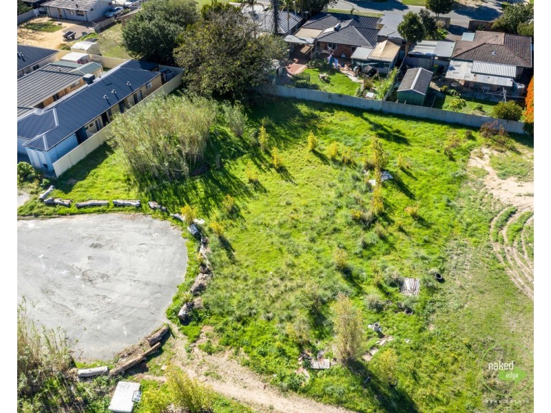 27 Hazelwood Road, Maddington WA 6109