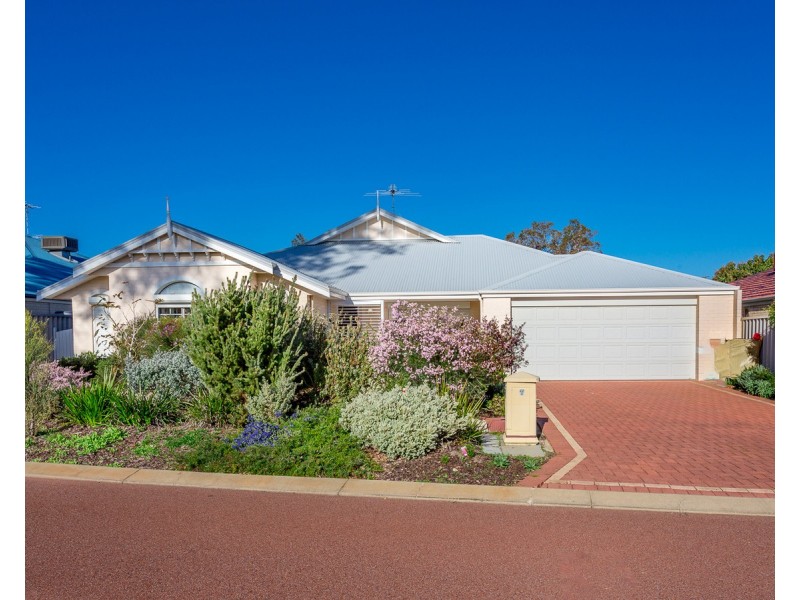 7 Chyverton Corner, Erskine WA 6210