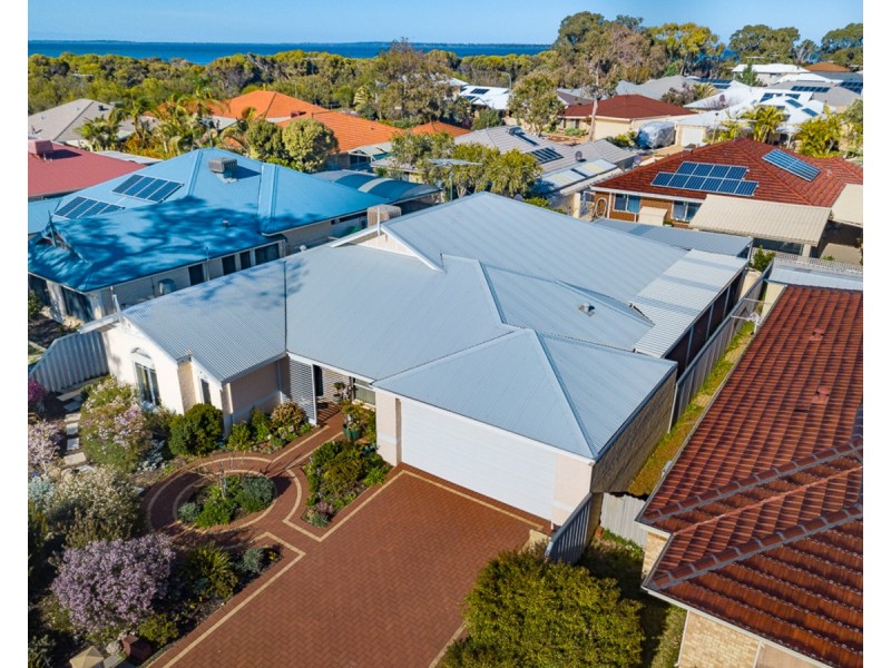 7 Chyverton Corner, Erskine WA 6210