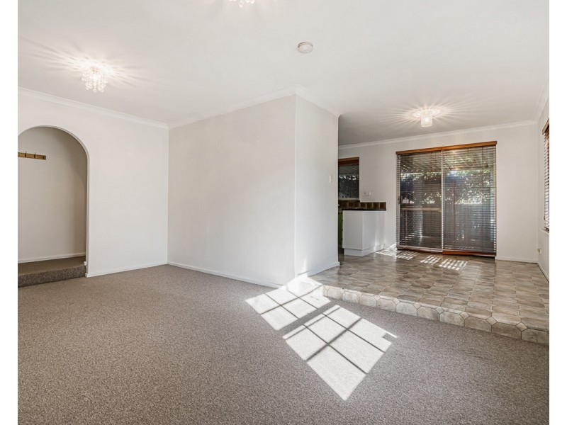5 Bavich Road, Armadale WA 6112