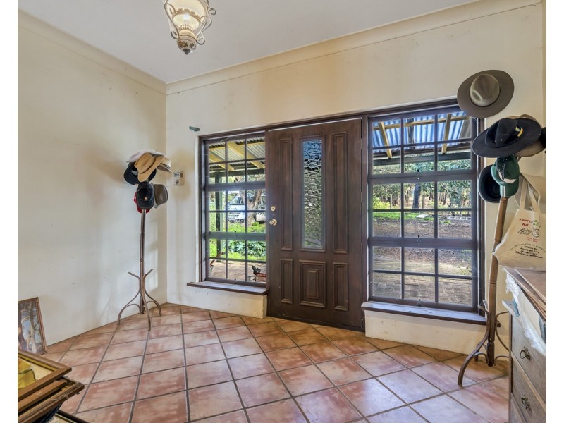 24 Nelson Street, Bedfordale WA 6112