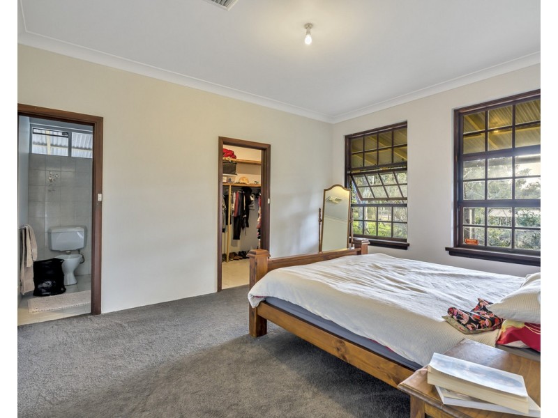 24 Nelson Street, Bedfordale WA 6112