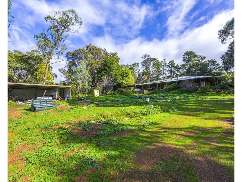 24 Nelson Street, Bedfordale WA 6112