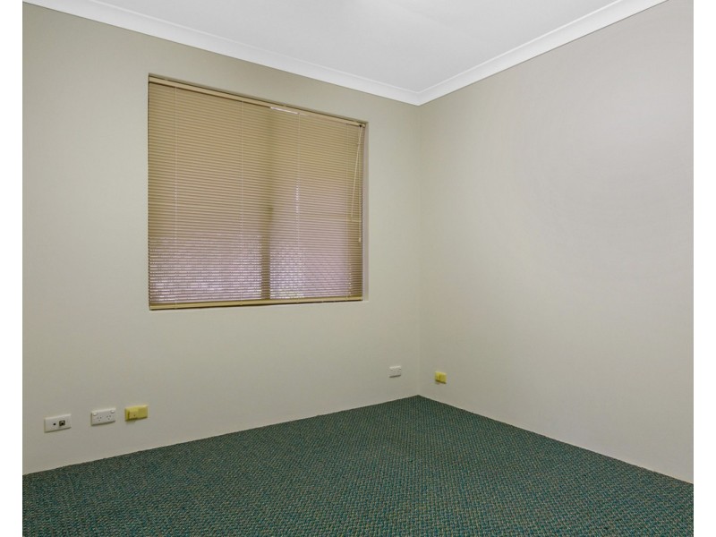 7 Blissett Drive, Bedfordale WA 6112