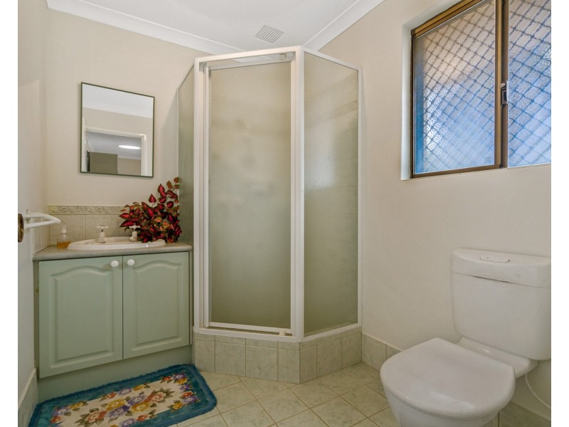 7 Blissett Drive, Bedfordale WA 6112