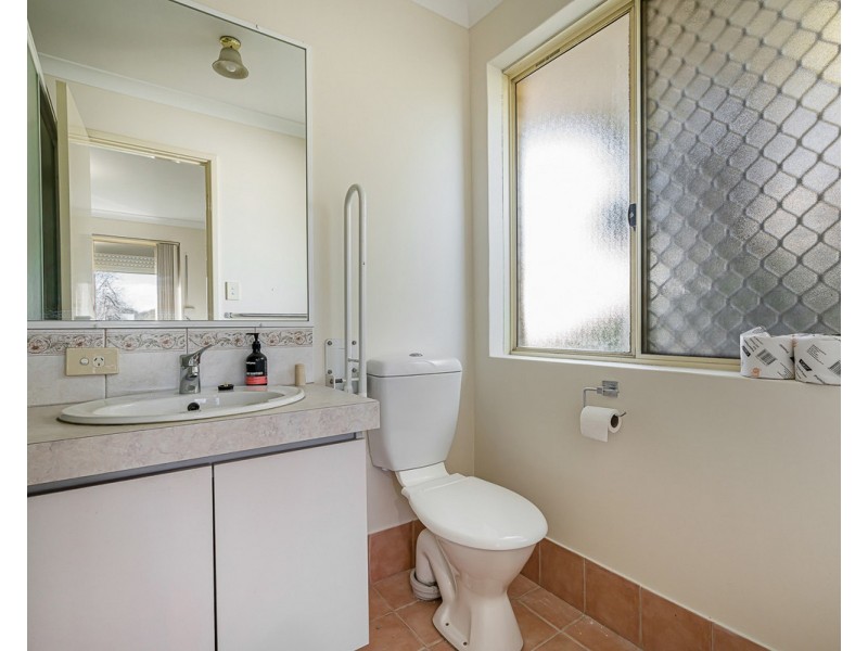 52 Clifton Street, Kelmscott WA 6111