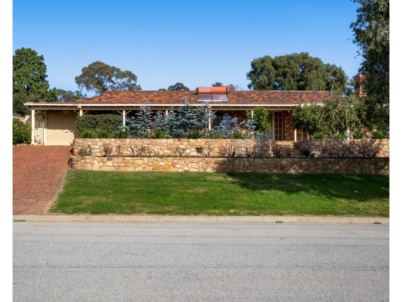 37 Onyx Road, Mount Richon WA 6112