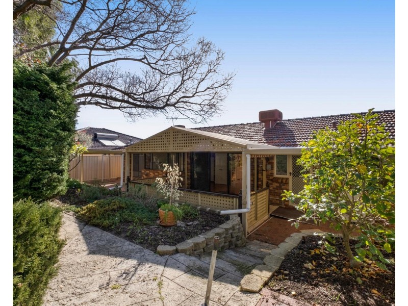 37 Onyx Road, Mount Richon WA 6112