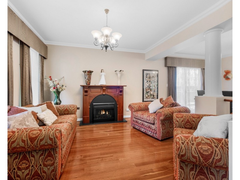 2 Waters Place, Bedfordale WA 6112