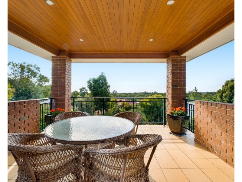 2 Waters Place, Bedfordale WA 6112