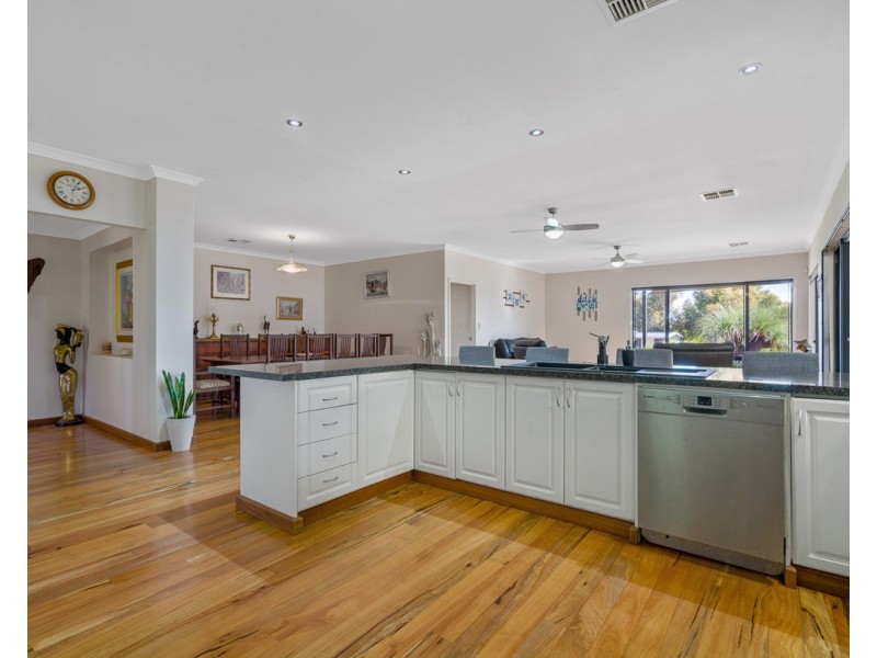 19 Oban Loop, Bedfordale WA 6112