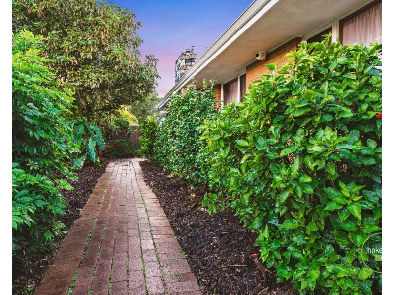 8 Hemeleers Street, Gosnells WA 6110